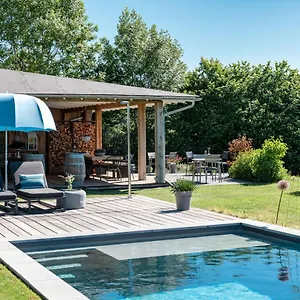 Maison De La Bonne Vie , Therondels France